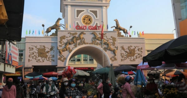 Nhộn nhịp chợ Giát ngày Tết