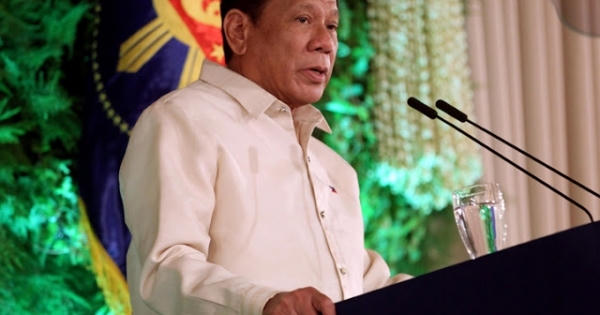 Philippines phát hiện nhiều sà lan Trung Quốc ở bãi cạn Scarborough Philippines phát hiện nhiều sà lan Trung Quốc ở bãi cạn Scarborough