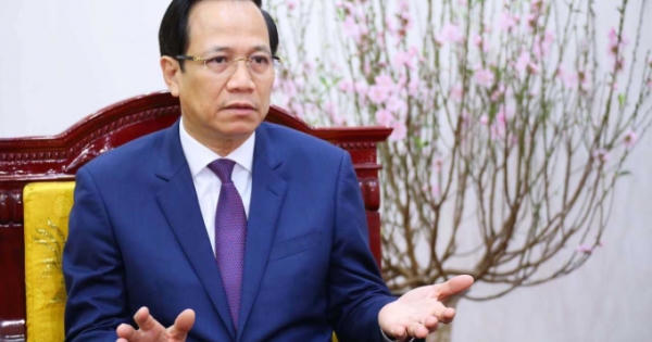 Bộ trưởng Đào Ngọc Dung: Chủ động ứng phó rủi ro để lưới an sinh bền vững, toàn diện Bộ trưởng Đào Ngọc Dung: Chủ động ứng phó rủi ro để lưới an sinh bền vững, toàn diện