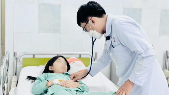 Hai chị em dương tính với cần sa sau khi ăn kẹo không rõ nguồn gốc
