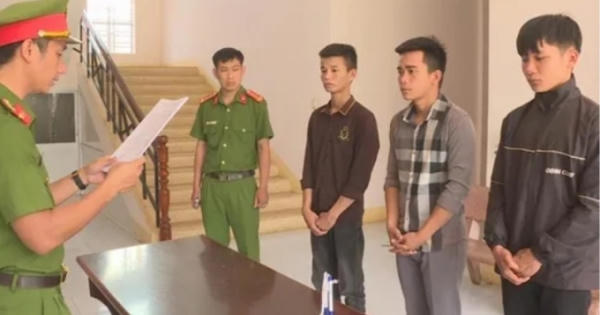Đắk Lắk: Khởi tố nhóm đối tượng chém người tại quán bida