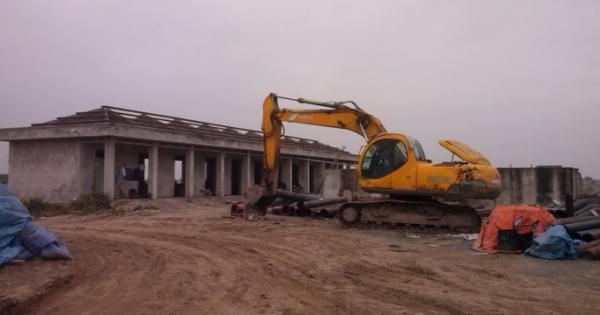 Nhà máy nước sạch tiền tỷ chưa nhả nước, trách nhiệm UBND huyện ở đâu? Nhà máy nước sạch tiền tỷ chưa nhả nước, trách nhiệm UBND huyện ở đâu?