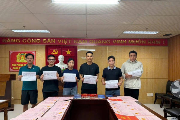 Đánh sập đường dây lừa đảo kinh doanh tiền ảo quy mô hàng ngàn tỷ đồng Đánh sập đường dây lừa đảo kinh doanh tiền ảo quy mô hàng ngàn tỷ đồng