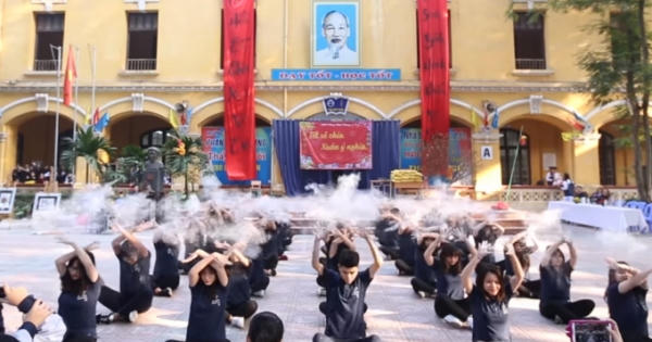 Những màn nhảy dân vũ thu hút đông đảo sự chú ý từ cộng đồng mạng