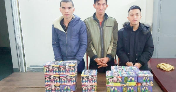 Hà Tĩnh: Khởi tố 3 đối tượng buôn bán, tàng trữ 21,7kg pháo nổ Hà Tĩnh: Khởi tố 3 đối tượng buôn bán, tàng trữ 21,7kg pháo nổ