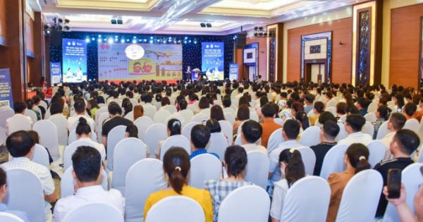 Hơn 600 cán bộ ngành y dự Hội thảo nâng cao kiến thức dinh dưỡng miễn dịch người lớn