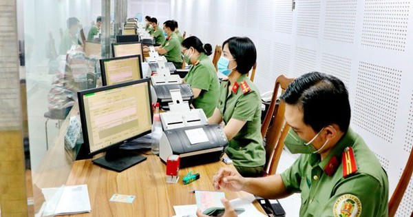 Bộ Tài chính sửa đổi, bổ sung mức thu phí trong lĩnh vực xuất nhập cảnh Bộ Tài chính sửa đổi, bổ sung mức thu phí trong lĩnh vực xuất nhập cảnh