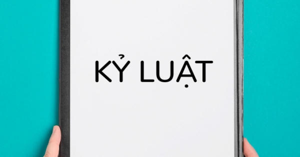 Phê bình Chủ tịch huyện Tân Yên, đề xuất kỷ luật Giám đốc TTYT huyện
