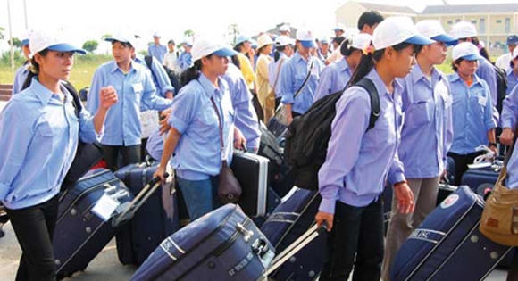 Người dân cần cảnh giác với môi giới đưa người đi du lịch, xuất khẩu lao động