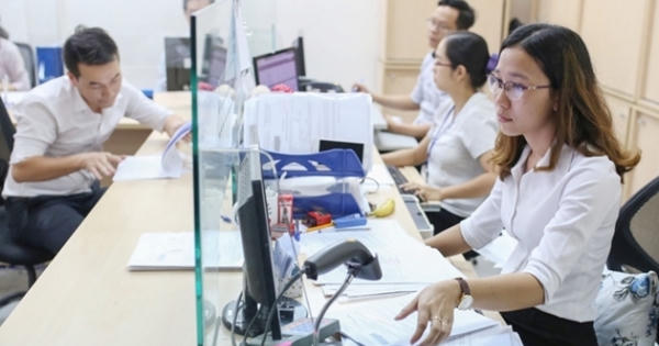 Phê duyệt biên chế công chức hưởng lương từ ngân sách nhà nước ở Trung ương