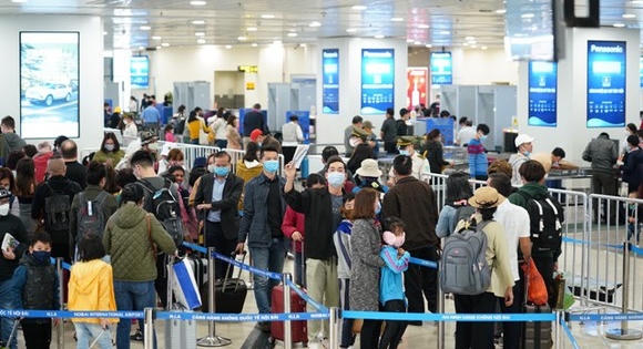 Thêm 4 ca nhập cảnh nhiễm Covid-19, Việt Nam ghi nhận 2.533 bệnh nhân