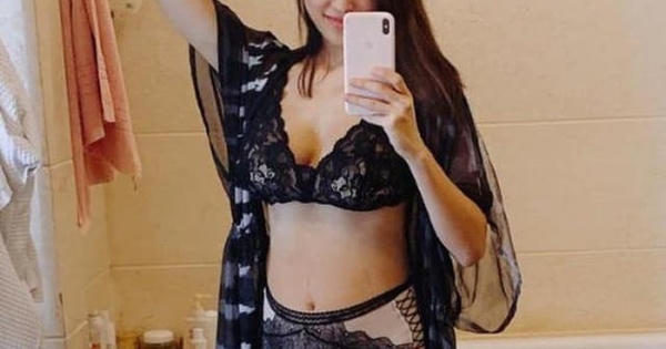 Phương Mai, Lan Khuê khoe vóc dáng hoàn hảo sau sinh