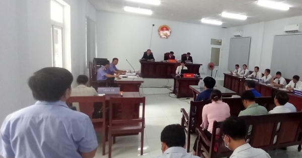 Xét xử vụ án 7 cựu cán bộ Long Thành cấp “đất công”: Đề nghị trả hồ sơ điều tra bổ sung