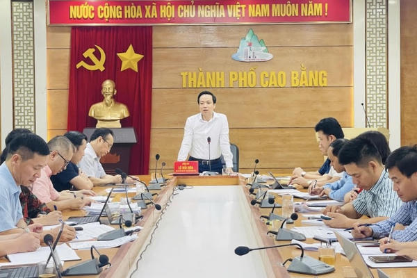 Chủ tịch UBND tỉnh Cao Bằng kiểm tra công tác vận hành thử nghiệm chính quyền hai cấp
