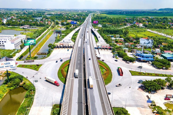 Điều chỉnh tạm thời phương tiện lưu thông trên cao tốc Cầu Giẽ - Ninh Bình