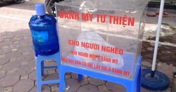 Ngao ngán với tình trạng lạm dụng bánh mỳ từ thiện
