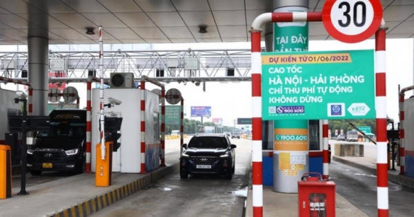 Xử phạt xe không dán thẻ ETC đi trên cao tốc Hà Nội - Hải Phòng từ 1/6 Xử phạt xe không dán thẻ ETC đi trên cao tốc Hà Nội - Hải Phòng từ 1/6