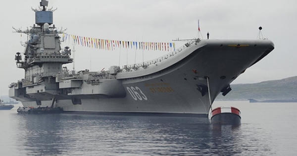 Nga sắp ‘chia tay’ tàu sân bay duy nhất? Nga sắp ‘chia tay’ tàu sân bay duy nhất?