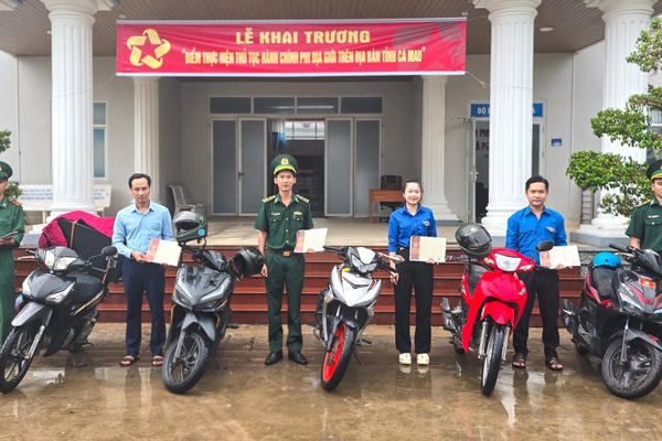 Cà Mau: Bộ đội Biên phòng Rạch Gốc đồng hành cùng mô hình TTHC “phi địa giới”