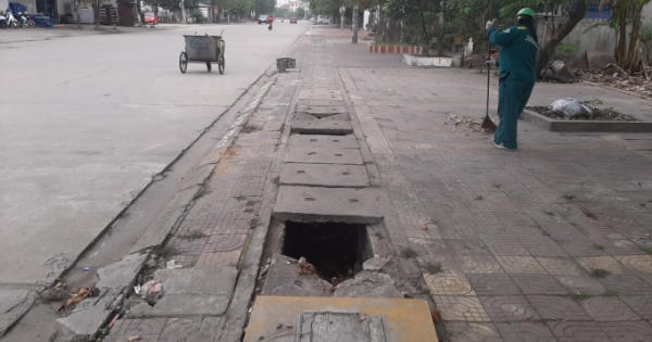 Video: Cận cảnh những cái hố "tử thần" đang hàng ngày 'bẫy' người dân trong khu dân cư ở Quảng Ninh Video: Cận cảnh những cái hố "tử thần" đang hàng ngày 'bẫy' người dân trong khu dân cư ở Quảng Ninh