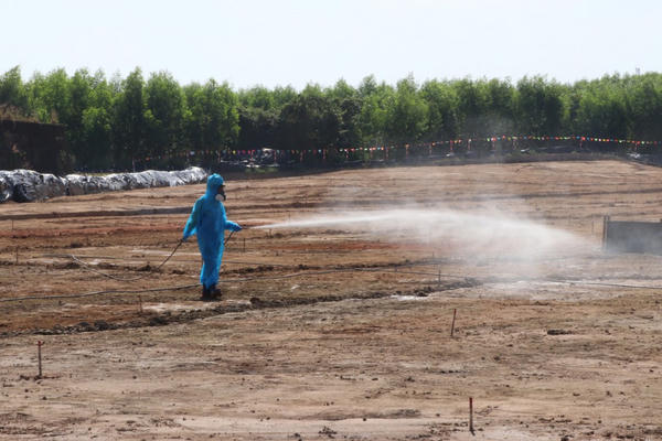 Đã xử lý được 13ha diện tích nhiễm dioxin tại sân bay Biên Hòa Đã xử lý được 13ha diện tích nhiễm dioxin tại sân bay Biên Hòa