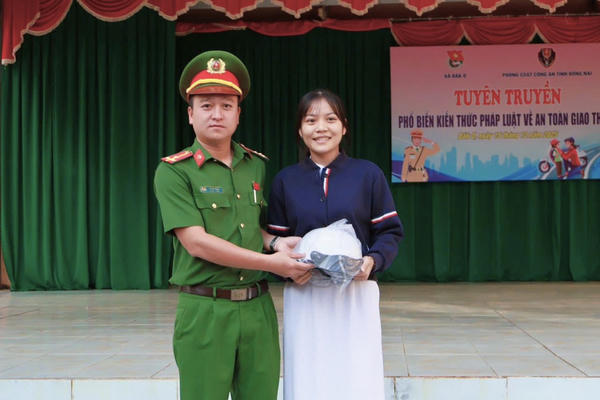 Đồng Nai: Tuyên truyền, phổ biến pháp luật cho hơn 700 giáo viên, học sinh