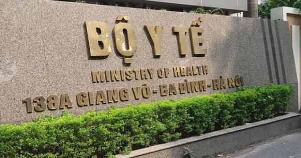 Bắt Phó Trưởng phòng Cục Quản lý giá Bộ Y tế Nguyễn Huỳnh Bắt Phó Trưởng phòng Cục Quản lý giá Bộ Y tế Nguyễn Huỳnh