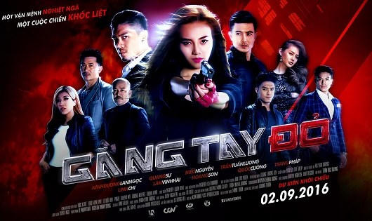 Gây 'bão lòng' người hâm mộ, 'sao' phải trả giá?