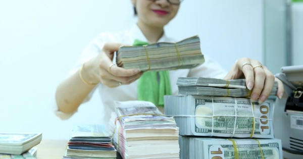 'Sóng ngầm' tỷ giá, vốn ngoại