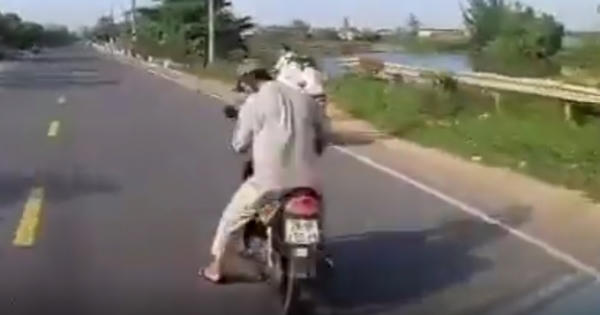 [Clip]: Suýt mất mạng vì tờ tiền 20.000 đồng