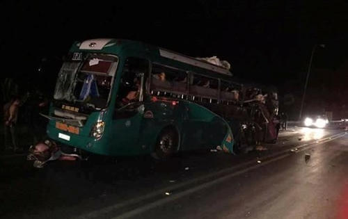 Nổ xe khách ở Bắc Ninh: Ai là người mang thuốc nổ lên xe? Nổ xe khách ở Bắc Ninh: Ai là người mang thuốc nổ lên xe?