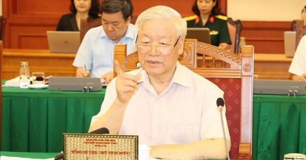 Tổng Bí thư, Chủ tịch nước chủ trì buổi làm việc với Ban Thường vụ Quân ủy Trung ương Tổng Bí thư, Chủ tịch nước chủ trì buổi làm việc với Ban Thường vụ Quân ủy Trung ương