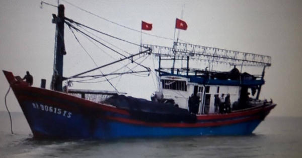 Nghệ An: Đứt dây máy tời, hai thuyền viên thương vong