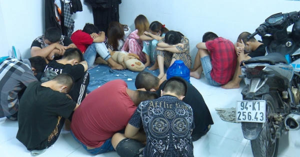 Bạc Liêu: Bắt giữ 14 đối tượng sử dụng ma tuý trong mùa dịch Bạc Liêu: Bắt giữ 14 đối tượng sử dụng ma tuý trong mùa dịch