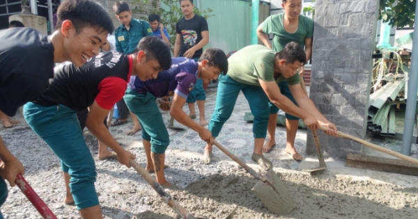 Lực lượng vũ trang Nhơn Trạch là những Bộ đội Cụ Hồ thời kỳ mới