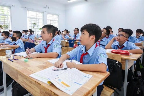 Chỉnh sửa một số môn học để phù hợp với sự thay đổi địa giới hành chính và chính quyền 2 cấp