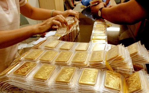 Giá vàng hôm nay 15/8: Giá vàng bật tăng trở lại vào cuối tuần