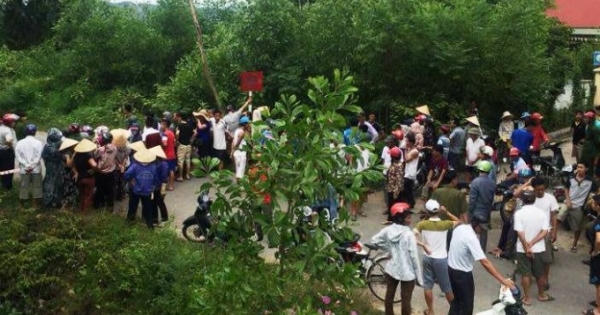 Nữ giám thị đi coi thi về rồi bị giết vứt xác xuống sông Nữ giám thị đi coi thi về rồi bị giết vứt xác xuống sông