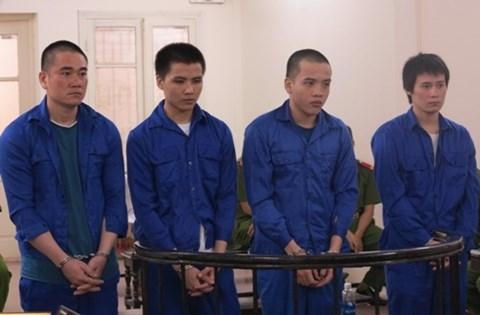 4 án tử trong vụ vận chuyển 75 bánh heroin