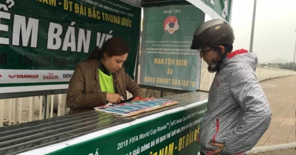 Giá vé trận Việt Nam vs Đài Loan: Rẻ…vẫn đìu hiu khán giả đến mua