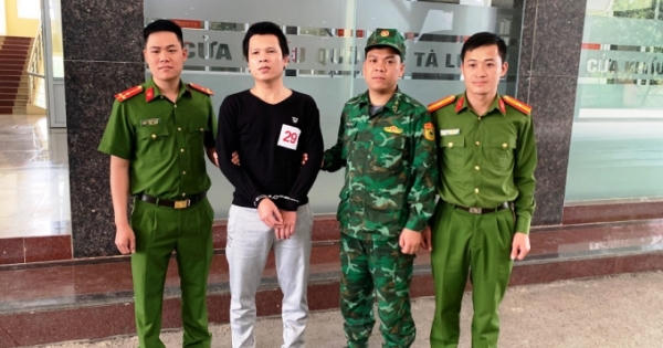 Bắt giữ kẻ trốn nã sang Trung Quốc nhiều năm Bắt giữ kẻ trốn nã sang Trung Quốc nhiều năm
