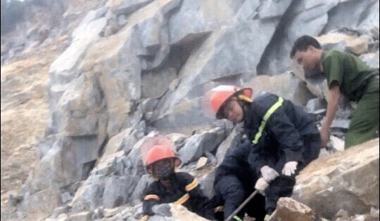 Thanh Hóa: Lại xảy ra sập mỏ đá, 2 người thương vong