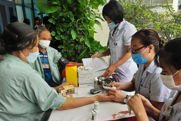 Người già Việt Nam cần môi trường sống trong lành để “vừa thọ vừa khoẻ” như người Nhật