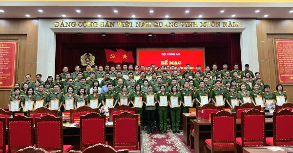 Bộ Công an trao giải Hội thi giáo viên dạy giỏi cấp Bộ