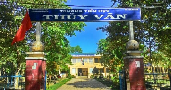 Nghi án "đánh ghen trên bục giảng": Nạn nhân chưa đi dạy trở lại