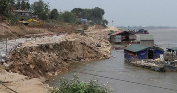 Hà Nội phát sinh 70 vụ vi phạm pháp luật về đê điều Hà Nội phát sinh 70 vụ vi phạm pháp luật về đê điều