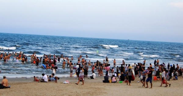 Đà Nẵng mở rộng lối xuống biển phục vụ người dân