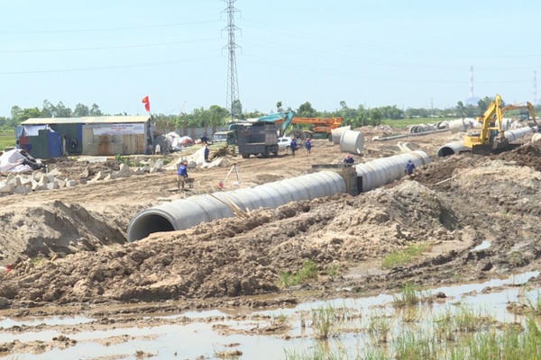 Nhiều xã của huyện Hưng Hà “không thể xử lý dứt điểm “nợ đọng xây dựng cơ bản