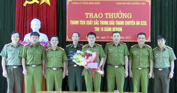 Điện Biên: Khen thưởng Công an huyện Mường Chà triệt phá thành công chuyên án ma tuý Điện Biên: Khen thưởng Công an huyện Mường Chà triệt phá thành công chuyên án ma tuý