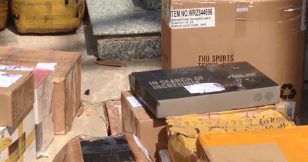 An Giang: Bắt 2 xe ôtô chở hàng lậu trị giá hơn 300 triệu